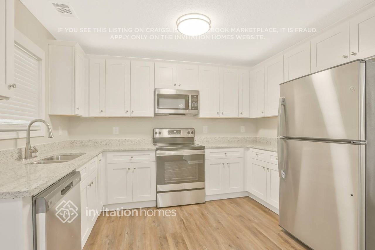 6962 Mahonia Pl - Photo 4 of 12