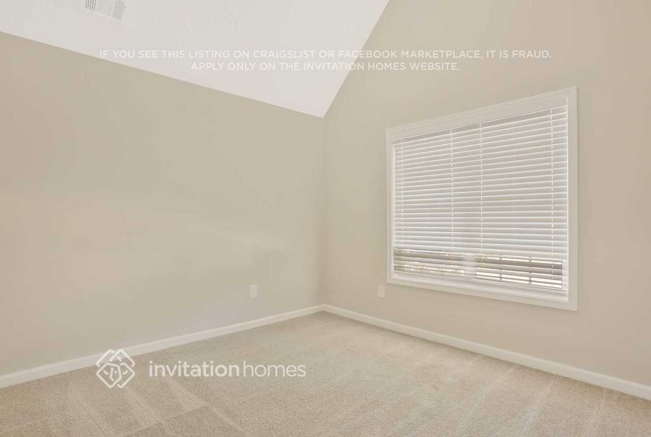6962 Mahonia Pl - Photo 6 of 12