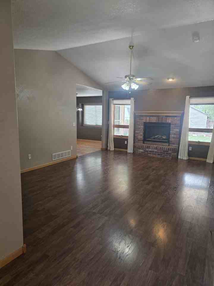 1210 N 3rd St #1 - Photo 2 of 11