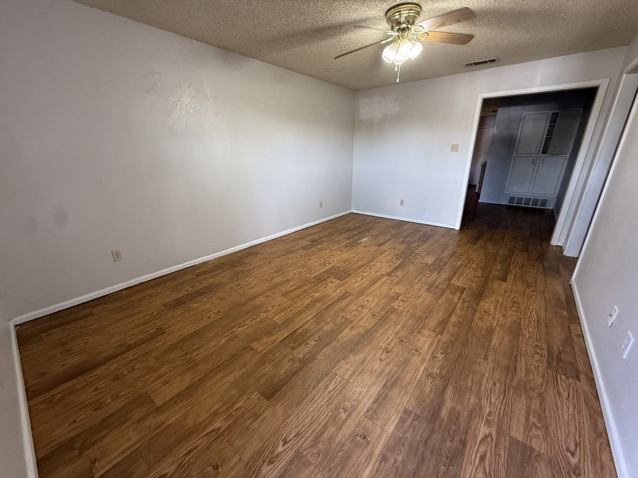 2105 South Loop 289 NEW - A #A - Photo 2 of 12