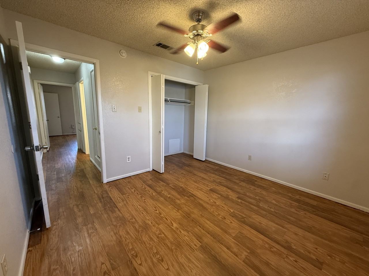 2105 South Loop 289 NEW - A #A - Photo 7 of 12