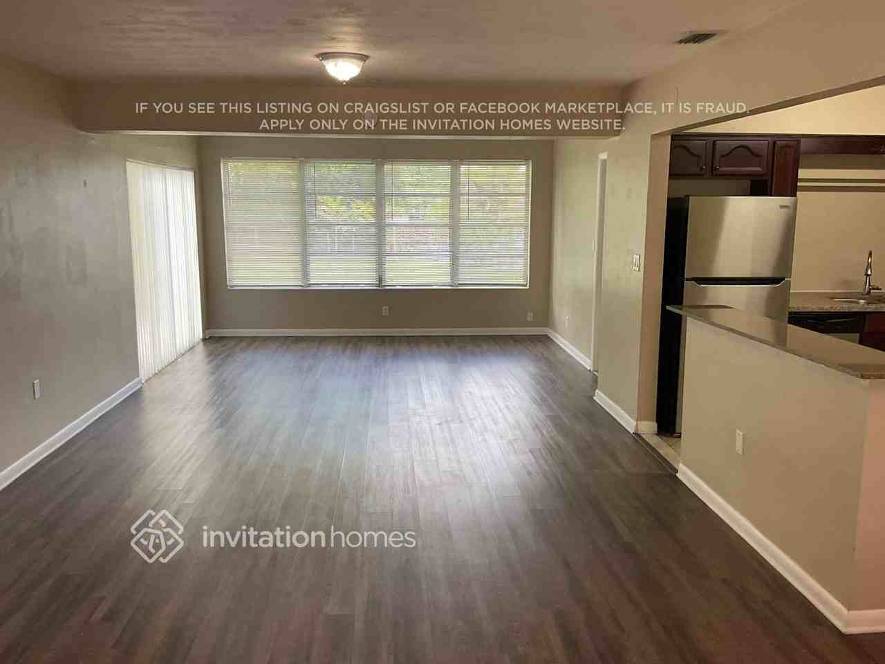 1511 Nw 84th Ter - Photo 6 of 20
