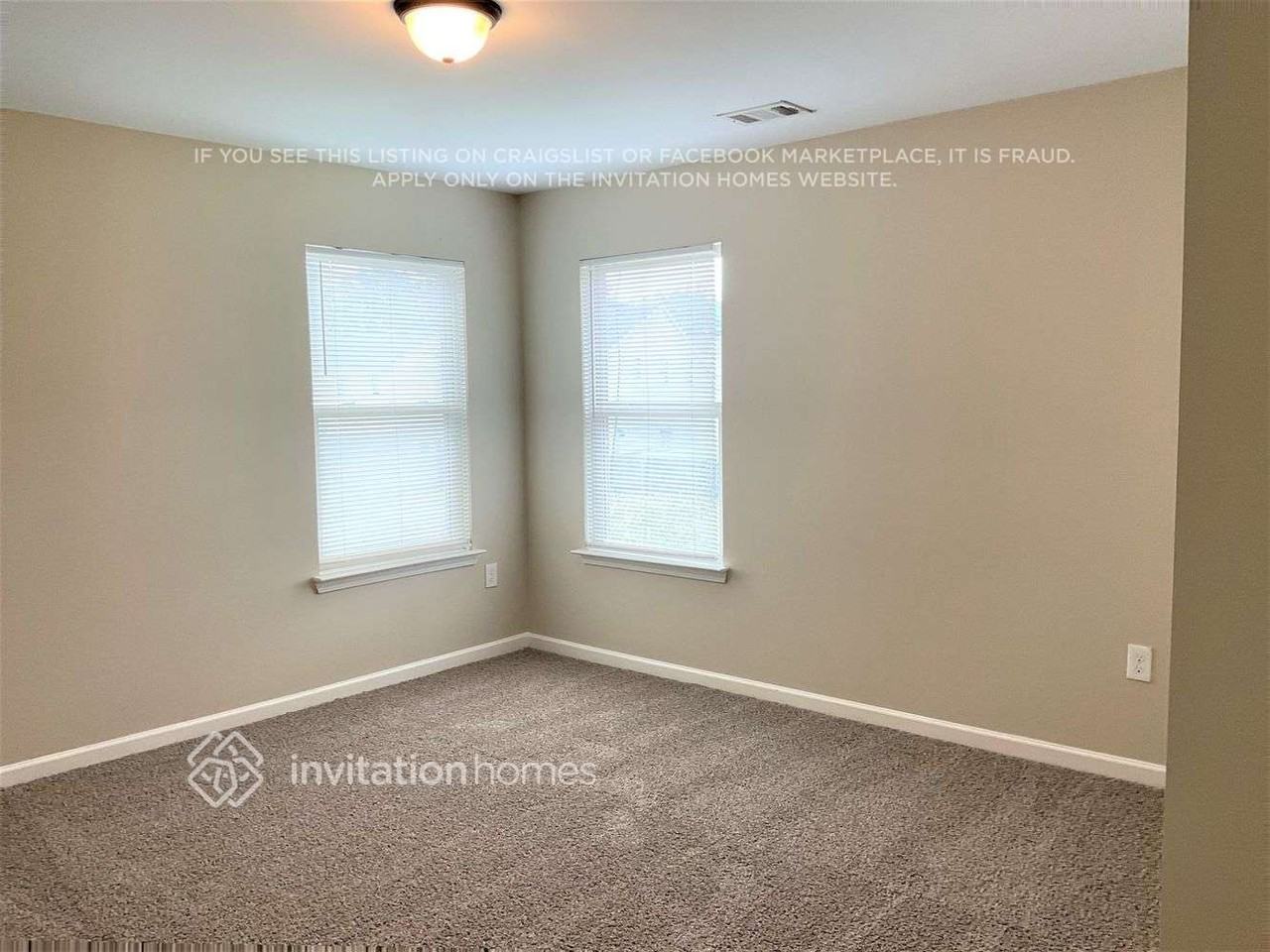 490 Forrest Hills Dr - Photo 5 of 8