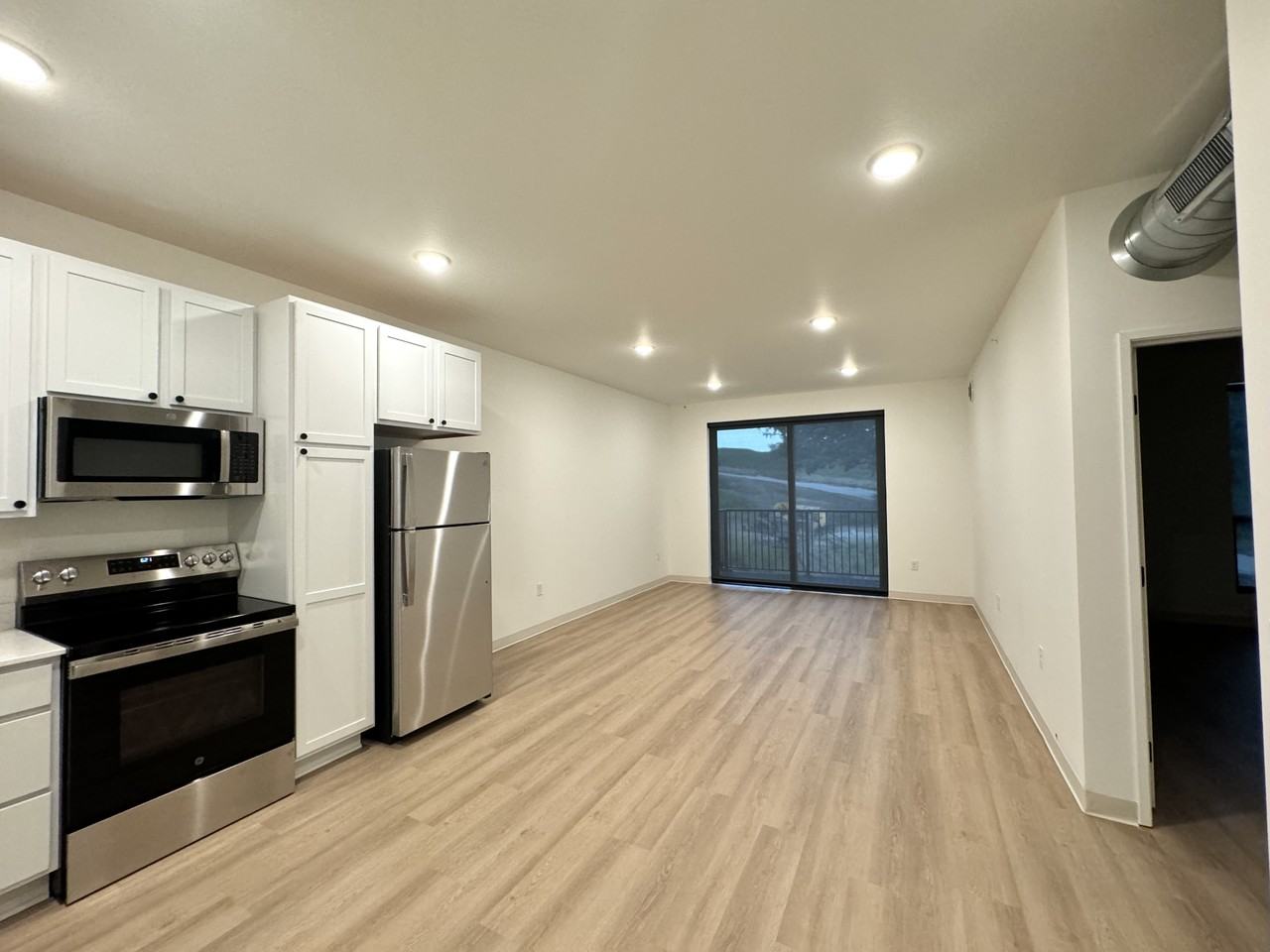 Palisades - 3022340 River Road #302 - Photo 4 of 22
