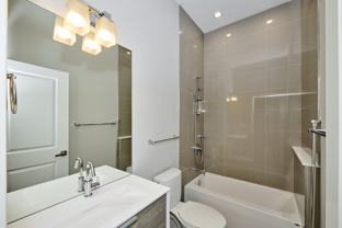 1752 W 18th Pl Apt 1s #1S - Photo 1 of 1