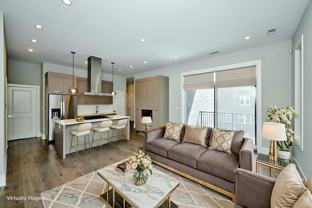 1752 W 18th Pl Apt 2s #2S - Photo 1 of 1