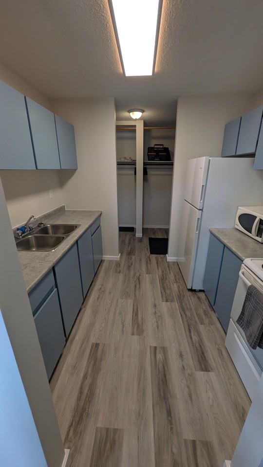 4621 50th Avenue Northeast #303 - Photo 3 of 16