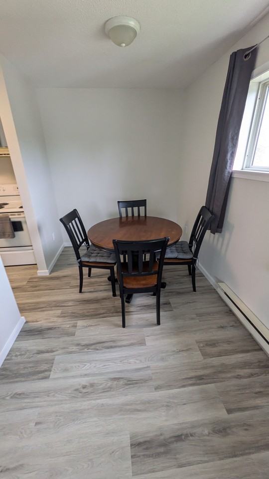 4621 50th Avenue Northeast #303 - Photo 5 of 16