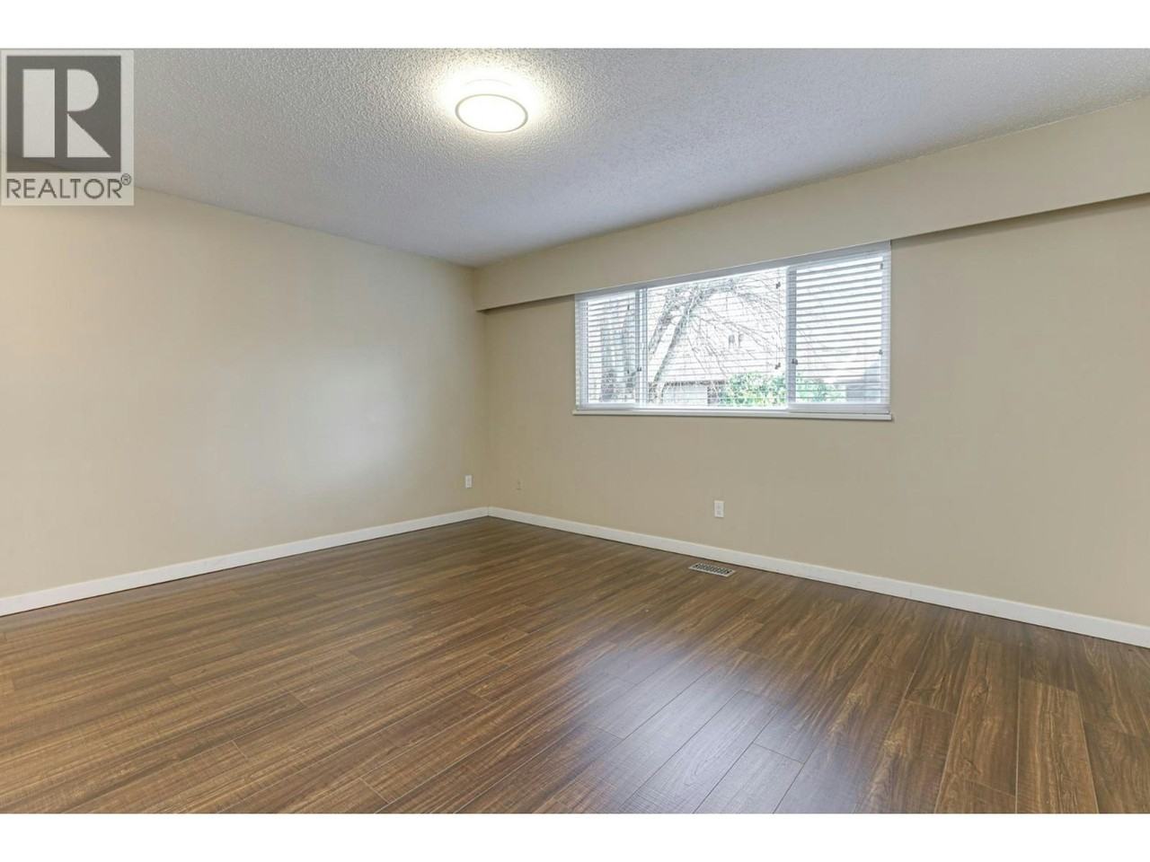 11160 Barkentine Place - Photo 5 of 20