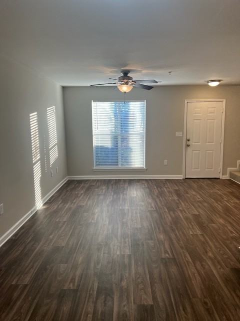 25 Hamiltons Harbor Dr #25-309 - Photo 4 of 10