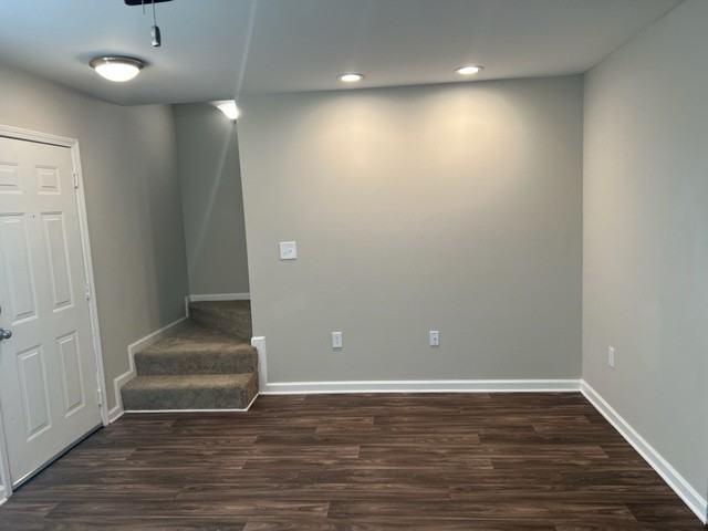 25 Hamiltons Harbor Dr #25-309 - Photo 5 of 10