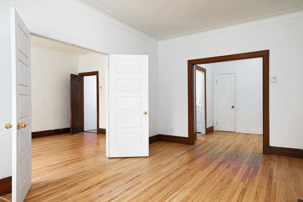 4310 Avenue Beaconsfield - Photo 5 of 18