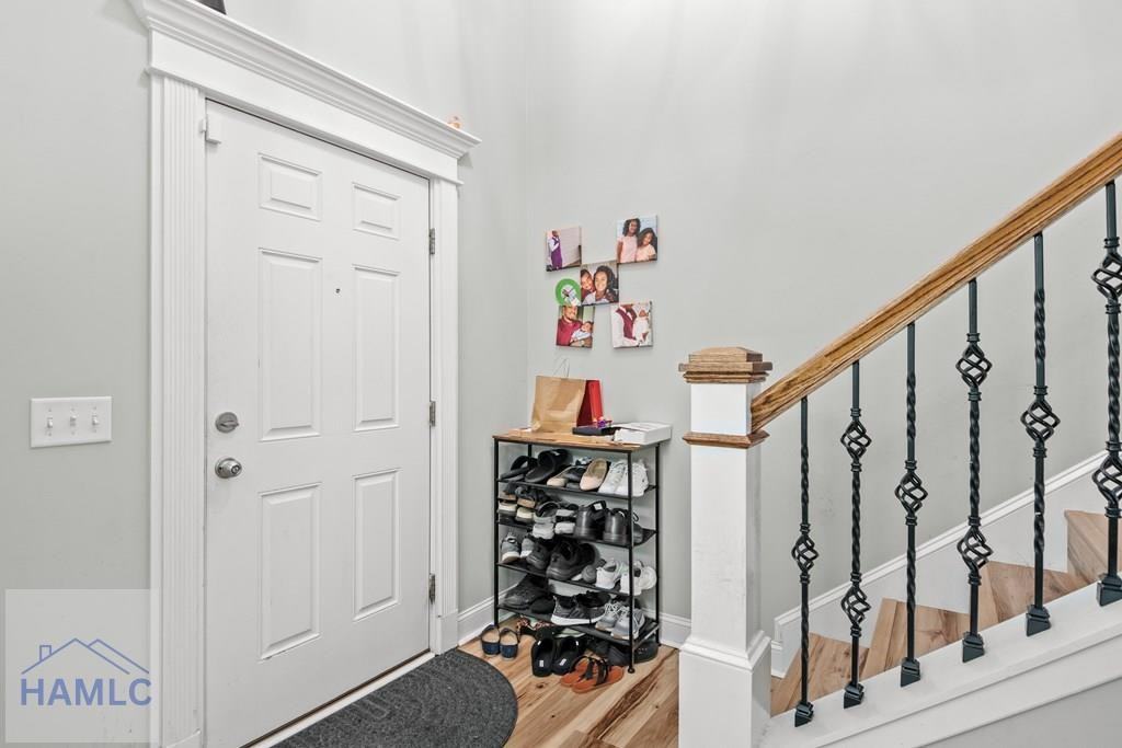543 Thorp Cir #1 - Photo 6 of 20