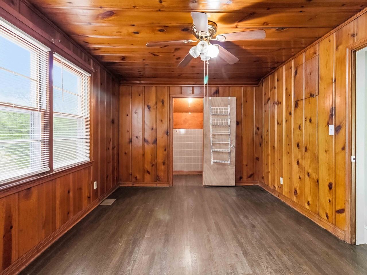 1388 Boiling Springs Rd #1 - Photo 7 of 31