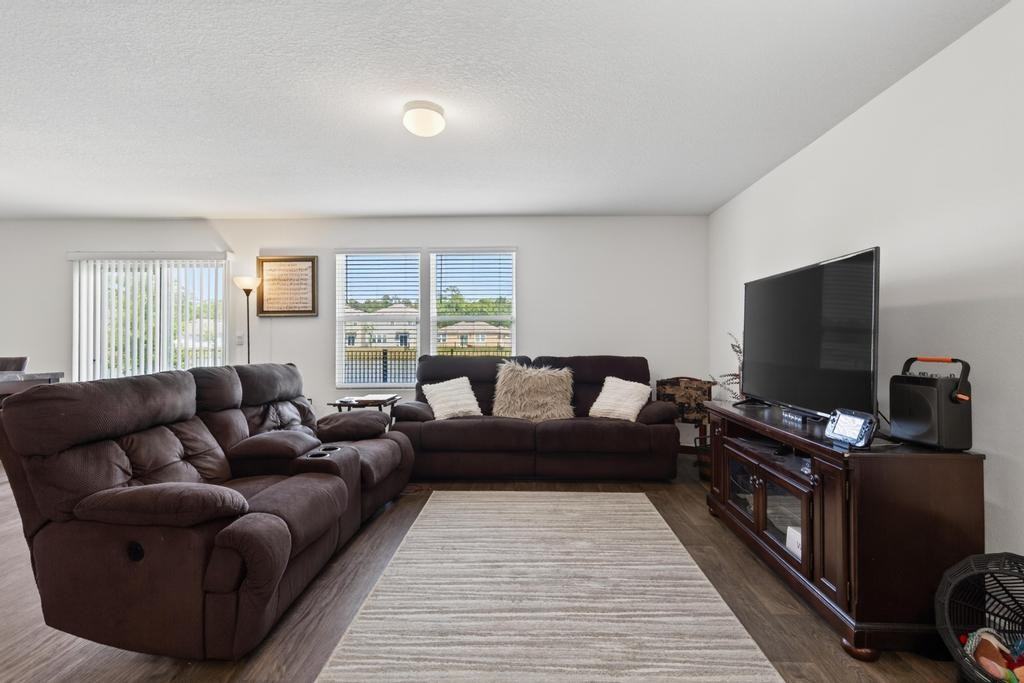 12655 Cucumber Tree St #1 - Photo 4 of 39