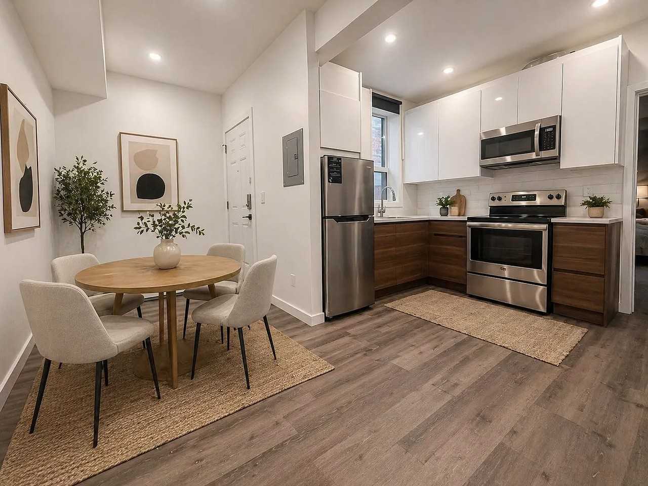 590 Main Street East #1A