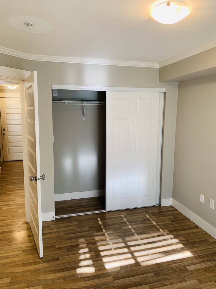 2515 Park Drive #318 - Photo 7 of 12