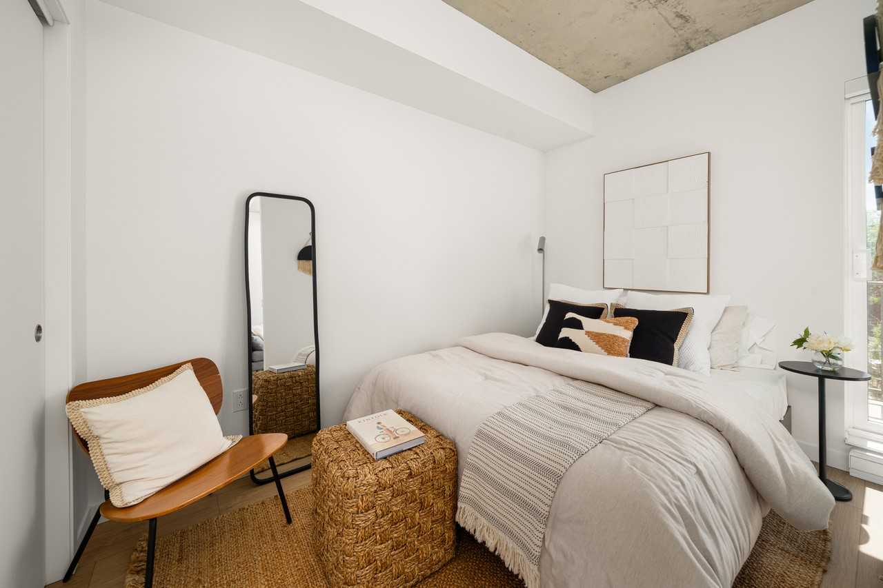 Joseph Condo Rentals - Photo 3 of 50