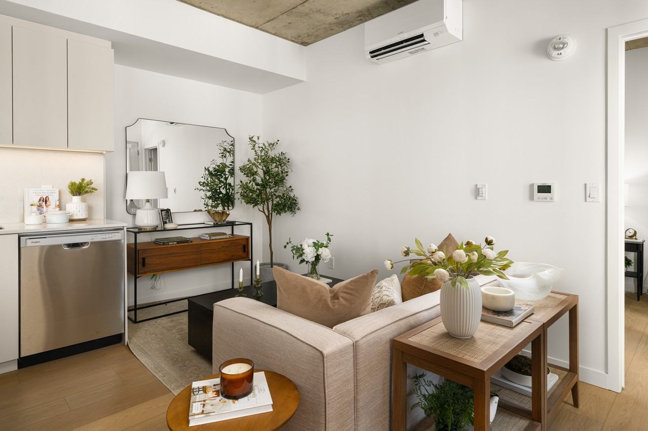Joseph Condo Rentals - Photo 2 of 50