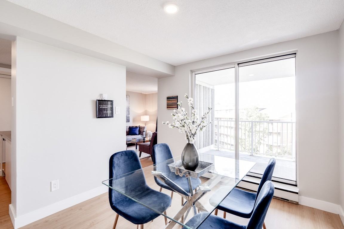 2285 The Collegeway - Photo 4 of 12