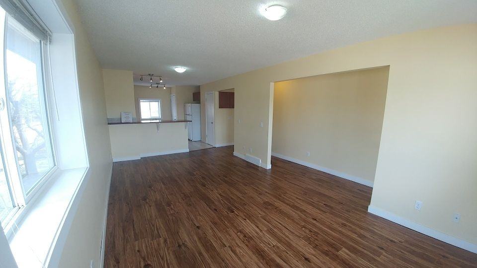 1506 40 St Se - Photo 7 of 18