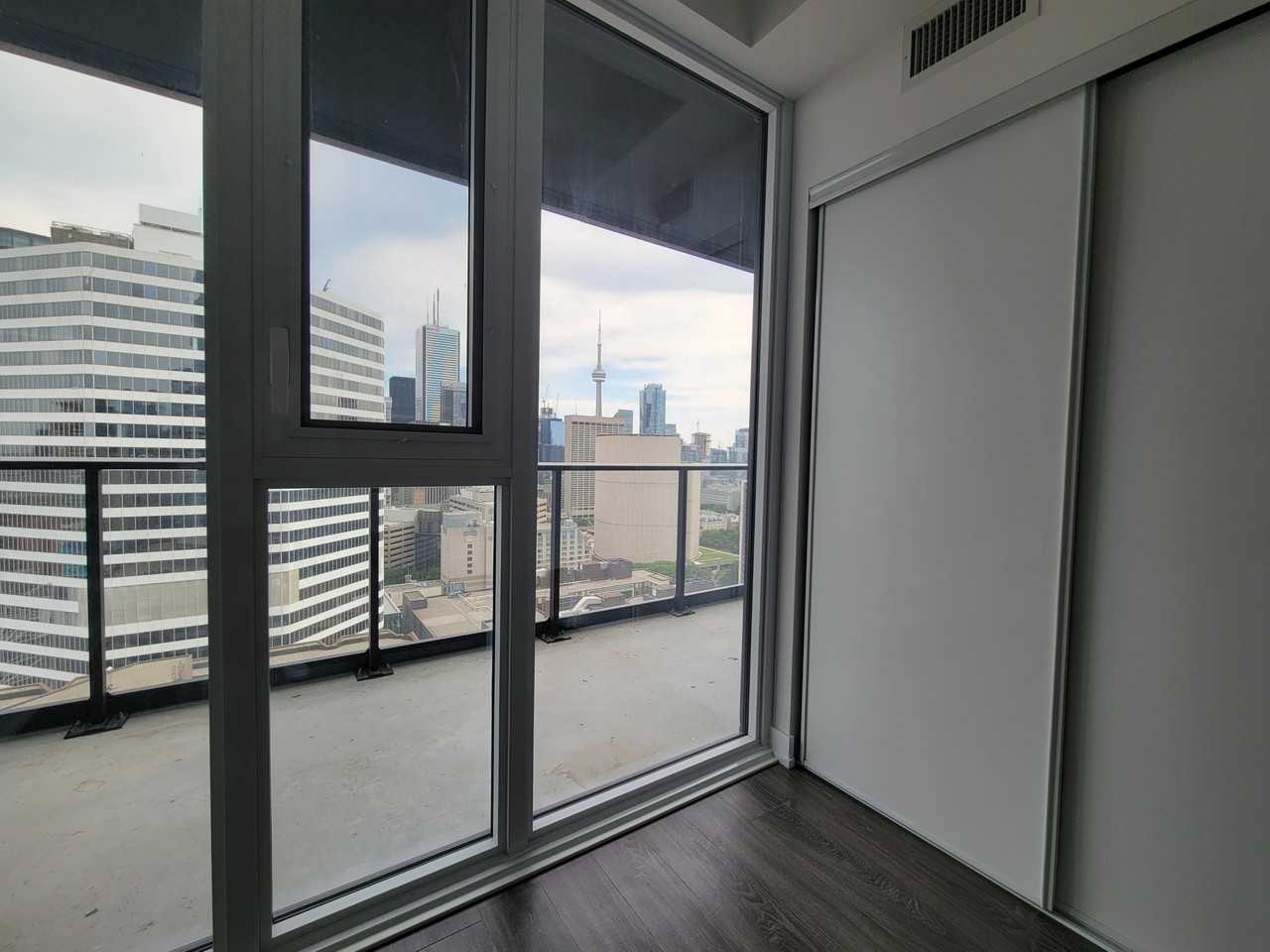 20 Edward Street 2 bedrooms 2 Baths South Facing - Photo 4 of 16