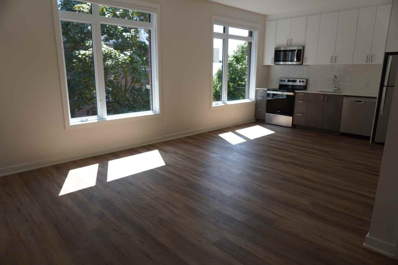 300 Wilbrod Street - Photo 4 of 7