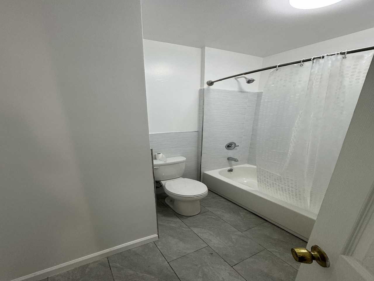 229 57th Street #3 - Photo 3 of 9