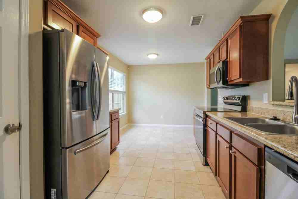 8028 Bannockburn Dr - Photo 6 of 16