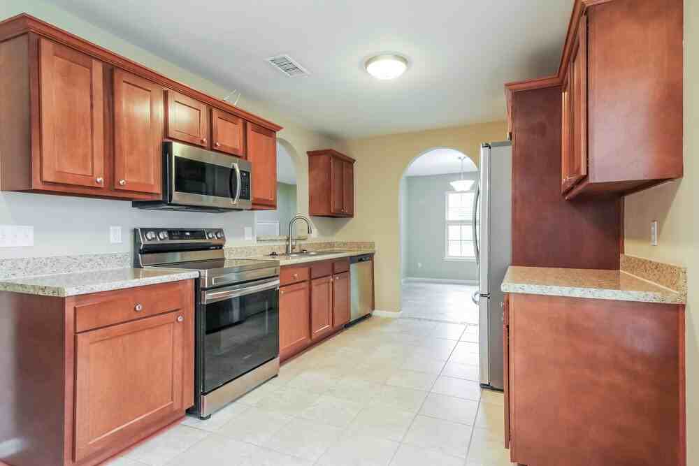 8028 Bannockburn Dr - Photo 7 of 16