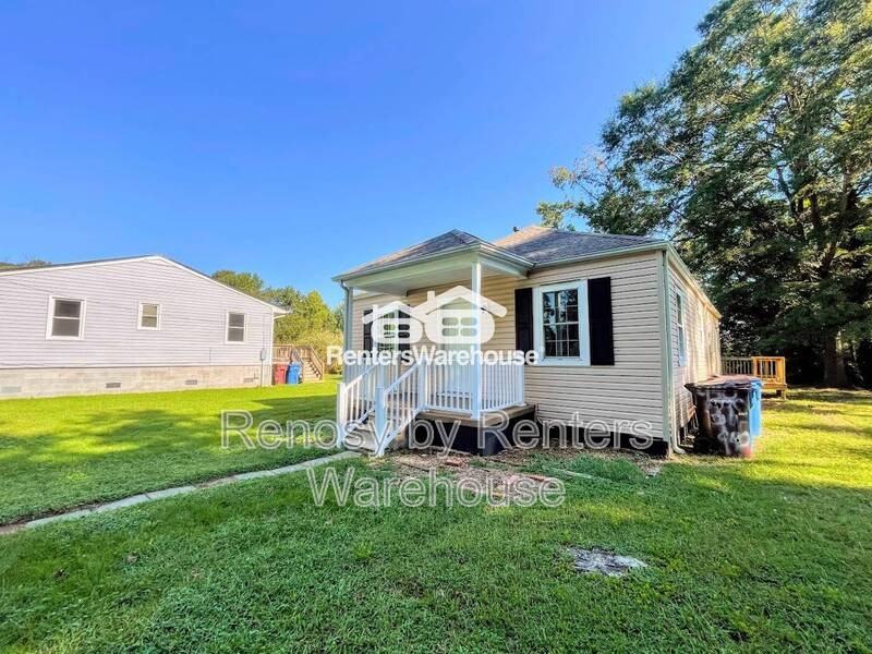940 Willis St - Photo 2 of 26