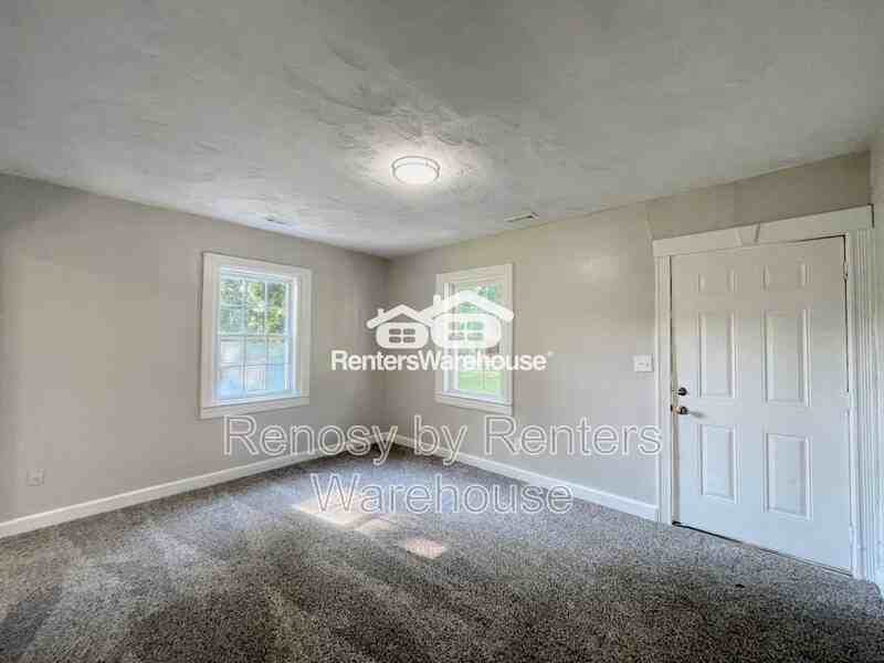 940 Willis St - Photo 3 of 26