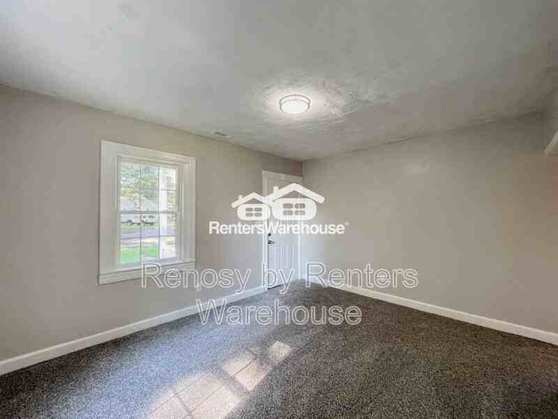 940 Willis St - Photo 5 of 26