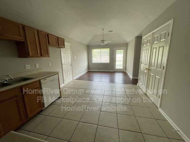 4269 Appian Dr - Photo 3 of 14