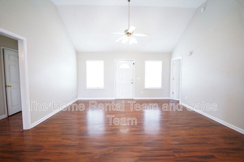 134 Mustang Dr - Photo 5 of 31