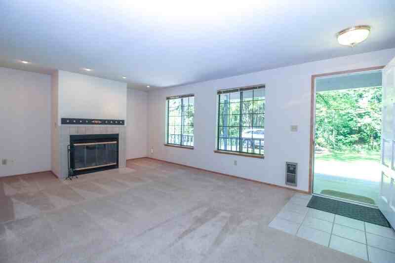 20912 W Richmond Rd - Photo 5 of 36