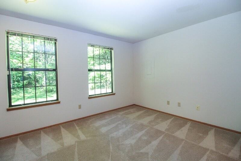20912 W Richmond Rd - Photo 7 of 36