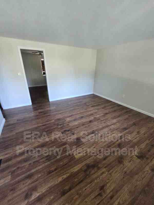 5106 Harbor Blvd - Photo 2 of 30