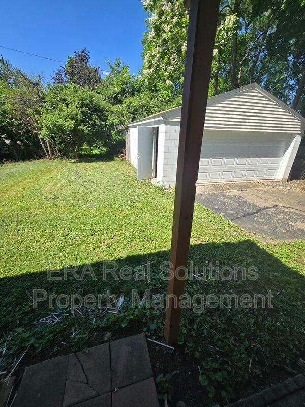 5106 Harbor Blvd - Photo 5 of 30