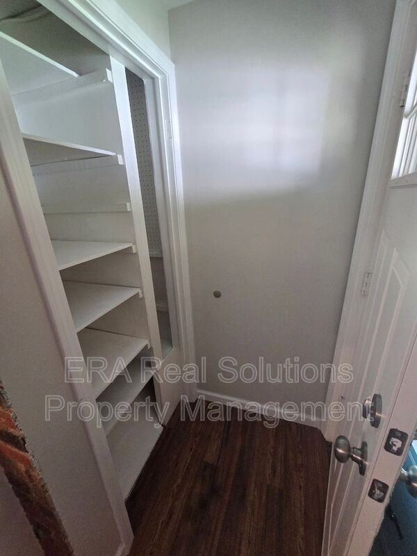 5106 Harbor Blvd - Photo 7 of 30