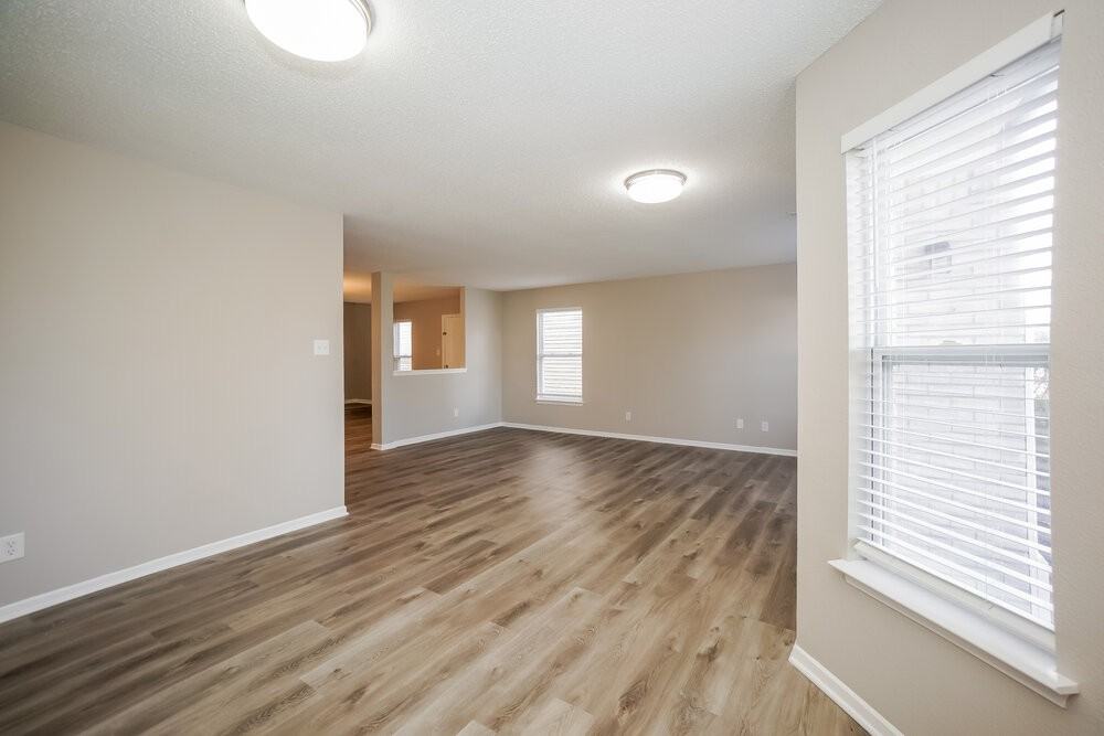 13341 All American Rd - Photo 3 of 15