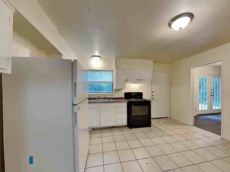 7207 Arborcrest Dr - Photo 7 of 16