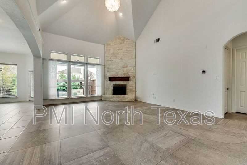 2992 Brianna Dr - Photo 3 of 23