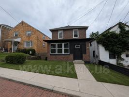 featured image of 2230 Lucina Ave