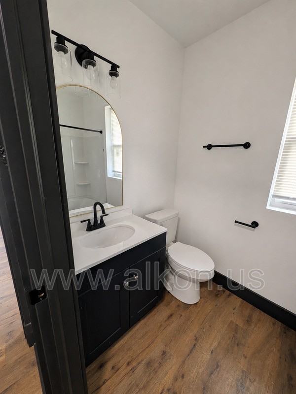 2230 Lucina Ave - Photo 5 of 24