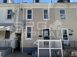 featured image of 715 Vander Ave