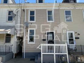 715 Vander Ave - Photo 1 of 1
