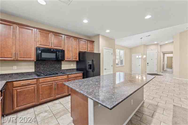 7407 Rainford St - Photo 6 of 24
