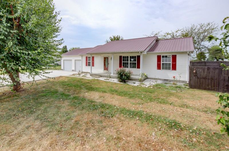 16 Winding Oaks