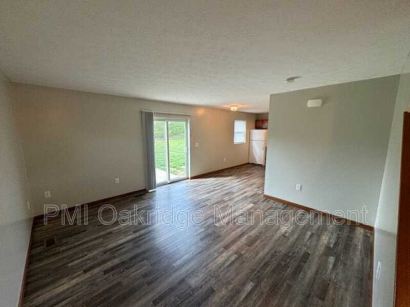 729 Meadow Glen Ave #729 - Photo 2 of 12